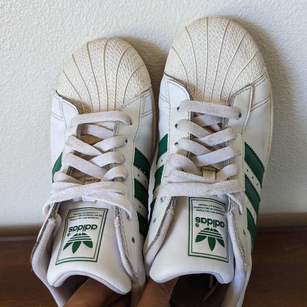 Adidas Superstar Original Men's Sneakers Cloud White Green Stripes Size 7 - Picture 8 of 11